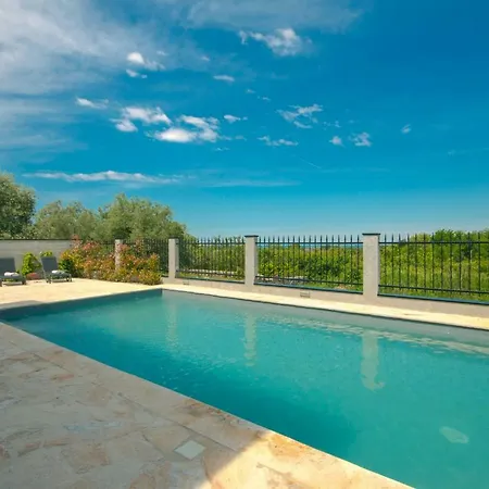 Lume Villa Rosini