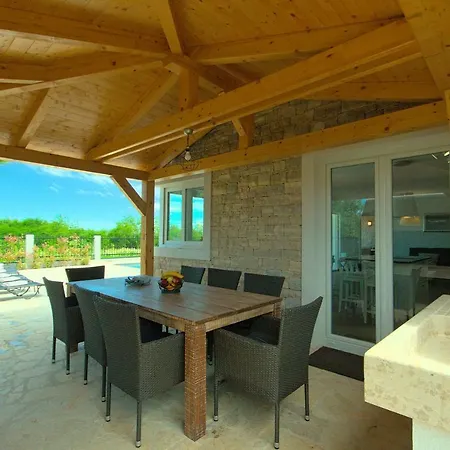 Villa Lume *