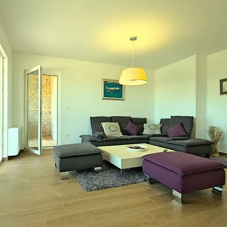 Lume Villa Rosini